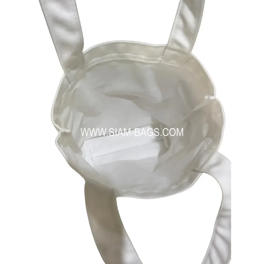 กระเป๋าผ้าแคนวาส TOYOTA 4 กระเป๋าผ้าแคนวาส TOYOTA - Image 4